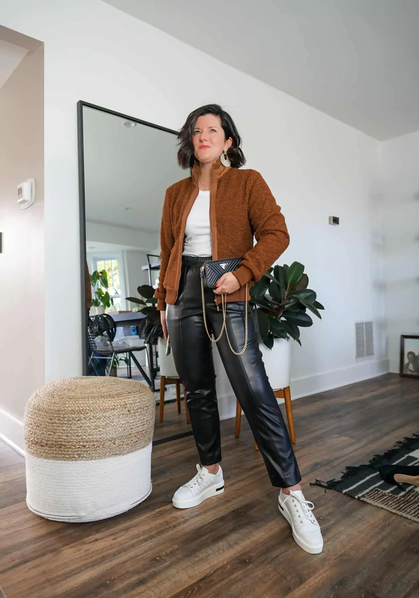 Casual Chic: Black Faux Leather Pants with Fleece Jacket Casual Chic: Black Faux Leather Pants with Fleece Jacket — Leather Pants Outfits 2027
