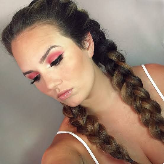 Visual Idea — The Parting Is On The Side — Beach Braids 2027