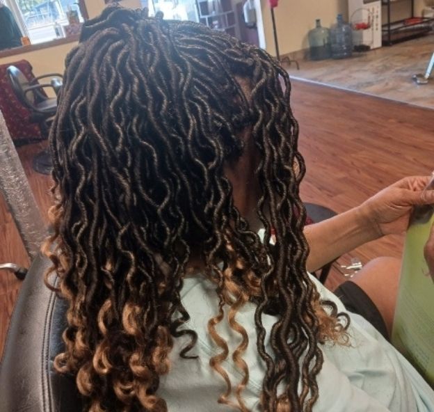 Visual Idea — Reaching The Collarbone Distressed Locs 2027