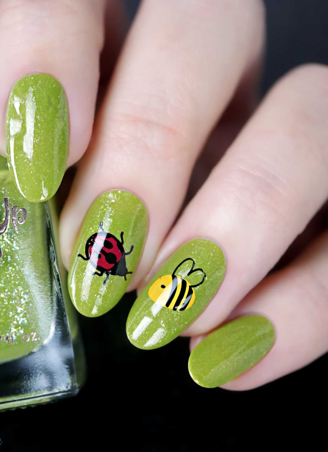 Lime Green with Bee and Ladybug Art Lime Green with Bee and Ladybug Art — Bee Nails 2027
