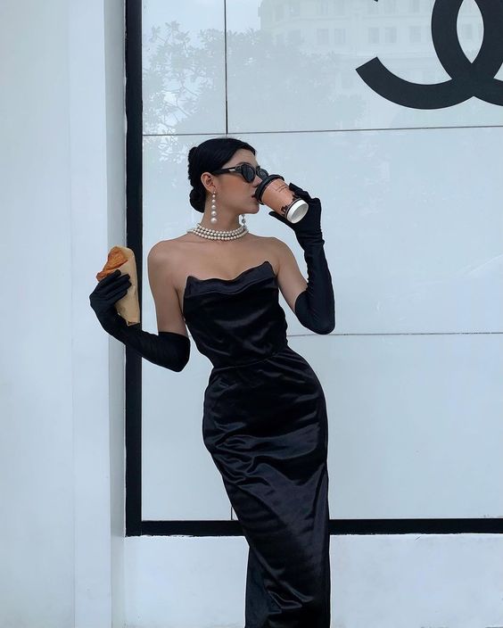 Chic Black Strapless Sheath with Long Gloves for Prom Chic Black Strapless Sheath with Long Gloves for Prom — Black Prom Dresses 2027