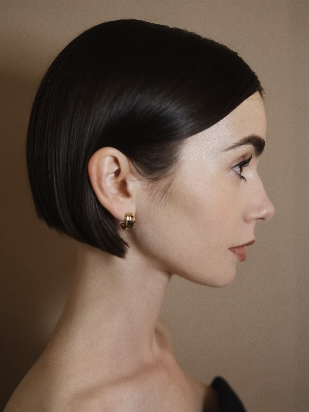 Chin Visual Idea Chin Visual Idea — Mini Bob 2027