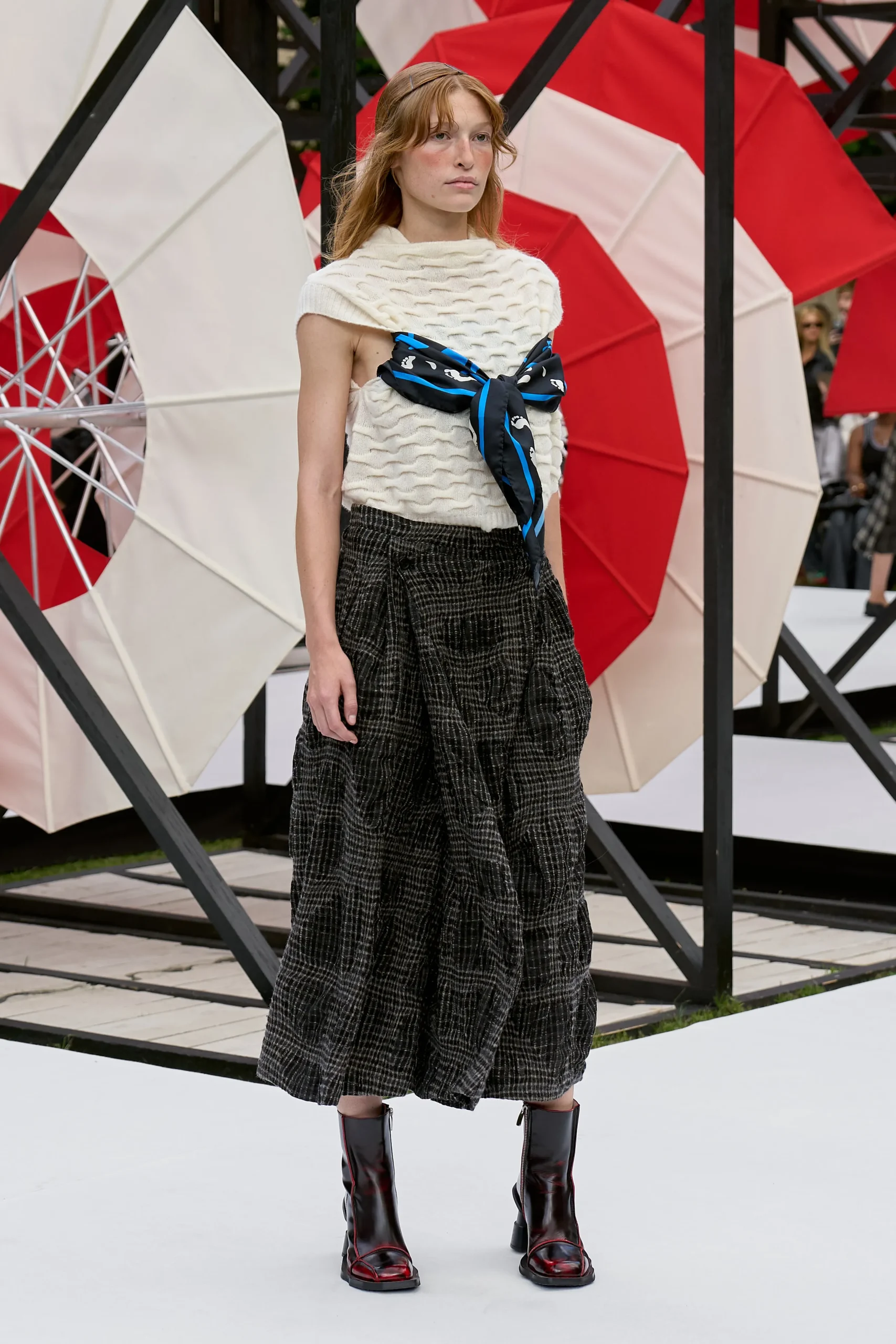 Cream Textured Knit Top with Grey Plaid A-Line Skirt Cream Textured Knit Top with Grey Plaid A-Line Skirt — Scandinavian Outfits 2027