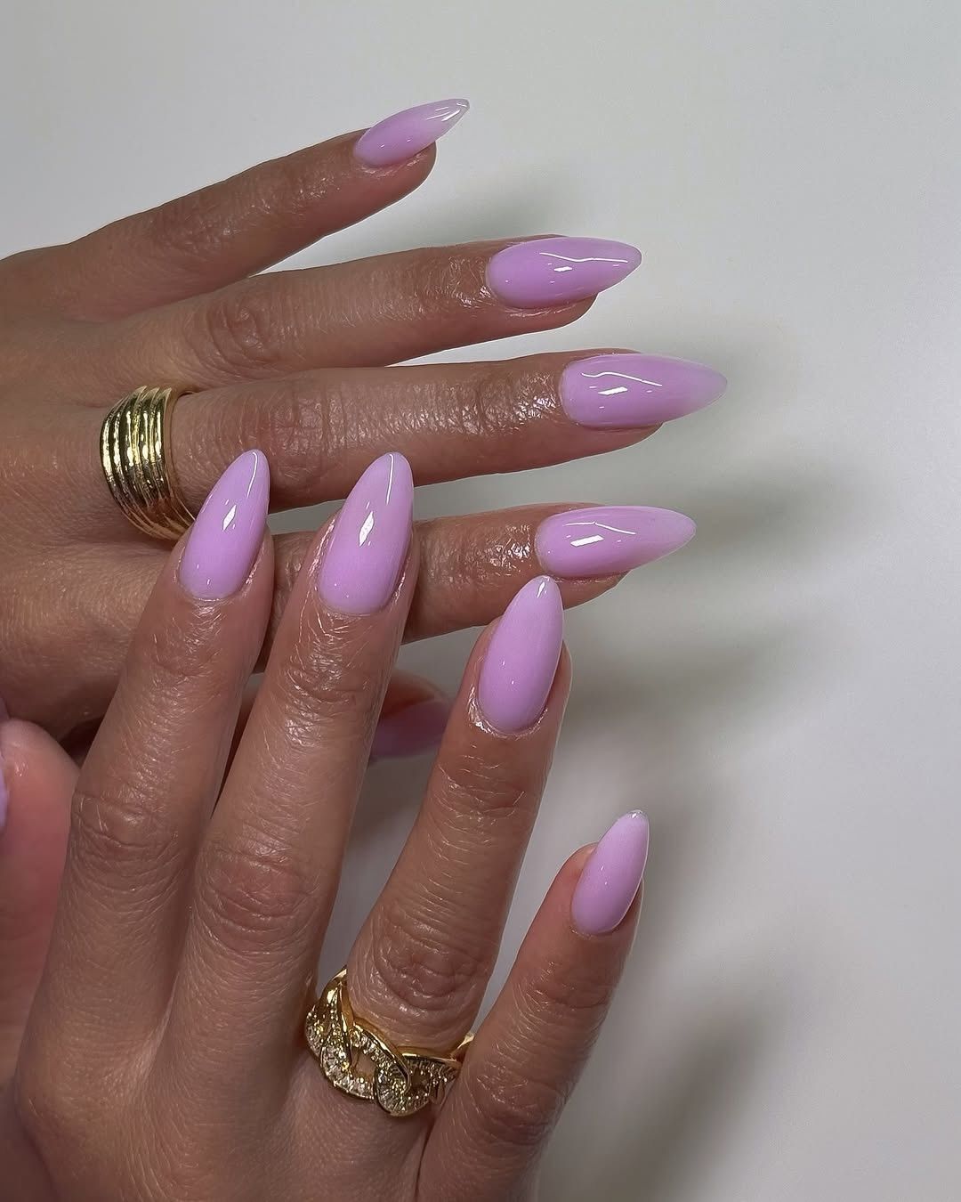Sheer Glossy Pastel Purple Stiletto Nails Sheer Glossy Pastel Purple Stiletto Nails — Pastel Purple Nails 2027