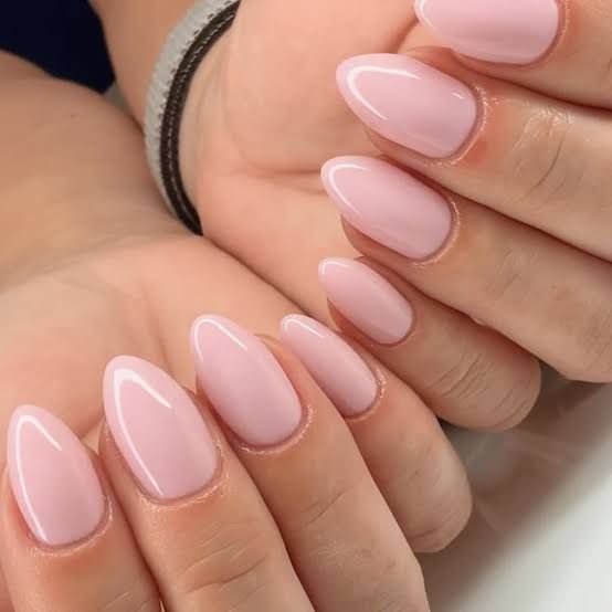 Light Pink Shimmer Glossy Short Ovals — Pastel Oval Nails 2027