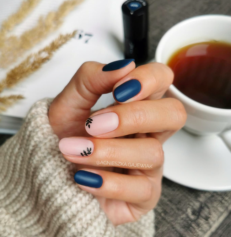 Matte Navy and Pink with Leaf Sprigs — Simple Thanksgiving Nails 2026