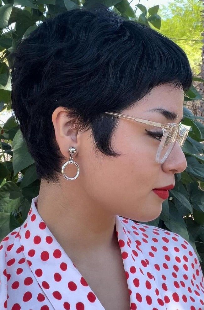 Sculpted Black Pixie With Defined Bangs Sculpted Black Pixie With Defined Bangs — Classic Pixie 2027