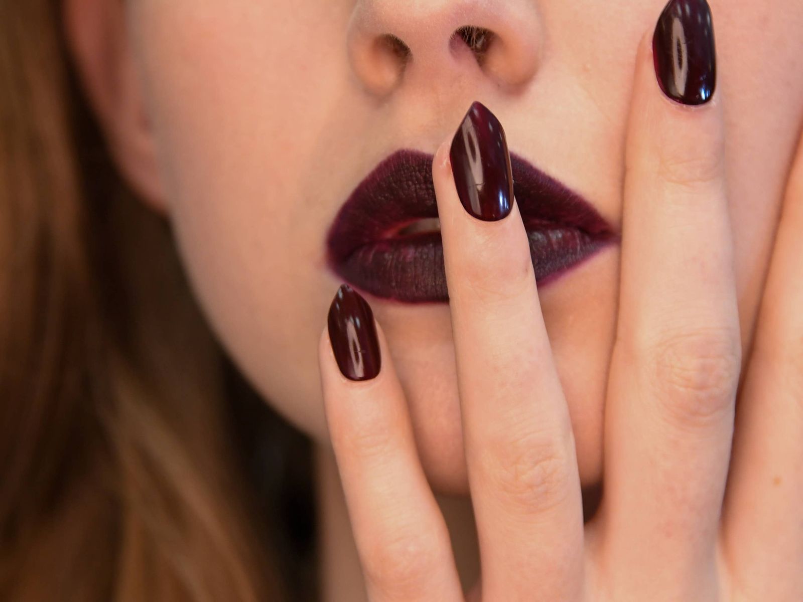 Simple Deep Glossy Burgundy — Burgundy Nails 2027