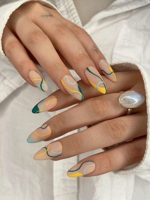 Matte Nude Wavy Line Art Matte Nude Wavy Line Art — Swirl Nails 2027