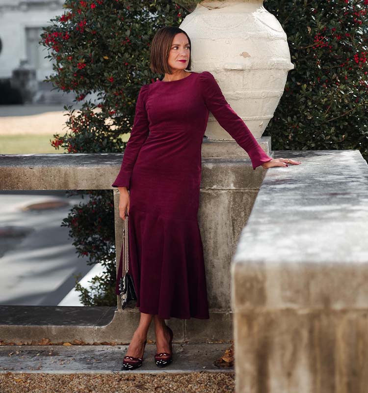 Burgundy Velvet Midi Dress With Patterned Heels Burgundy Velvet Midi Dress With Patterned Heels — Winter Dinner Outfits 2027