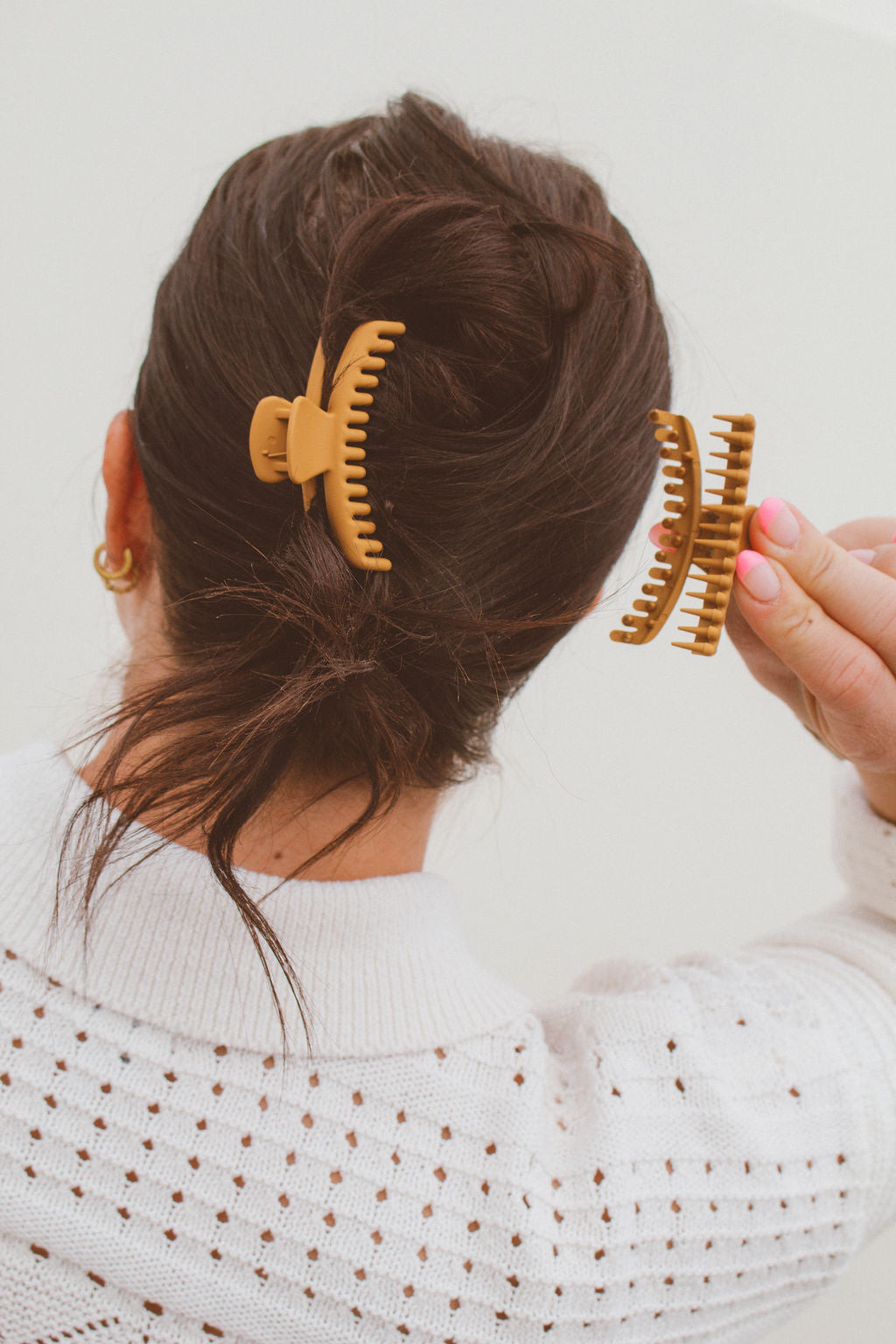 Straight Fine Visual Idea Straight Fine Visual Idea — Claw Clip Twist Hairstyles 2027