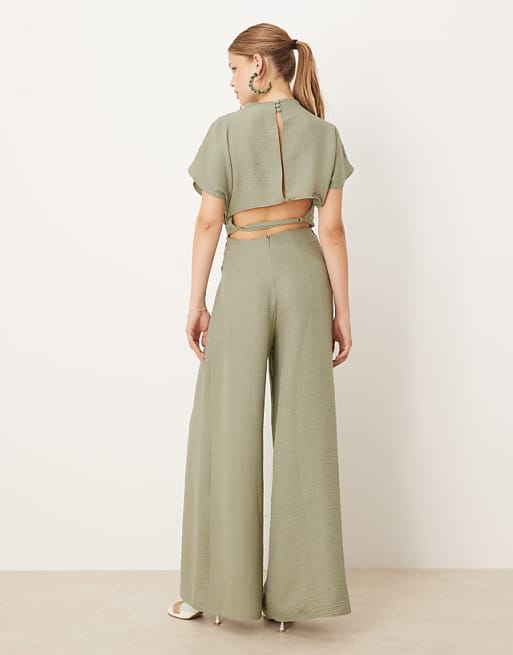Effortless Daywear: Sage Green Linen-Look Jumpsuit — Sage Green Outfits 2027
