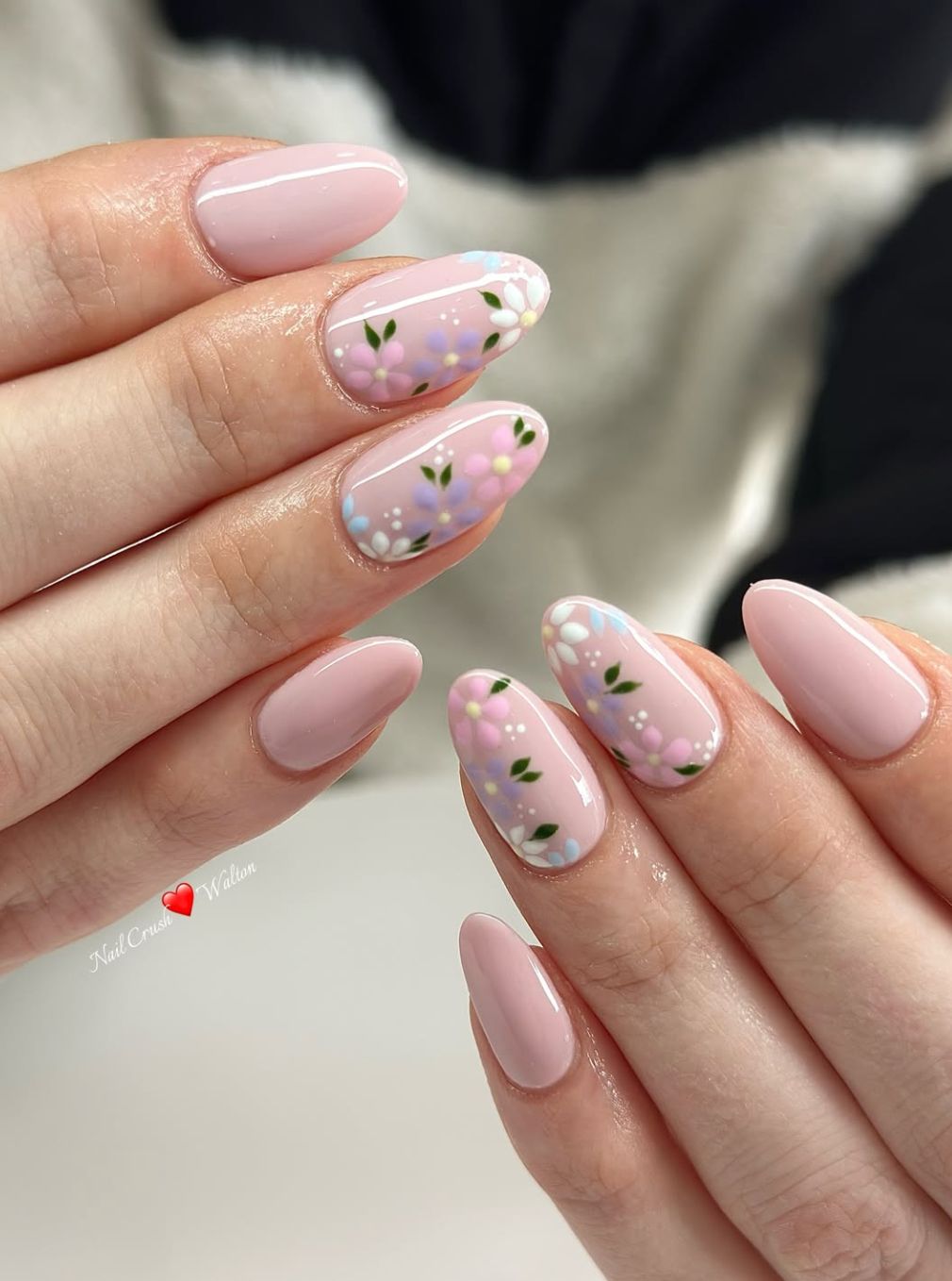 Pastel Floral Art Medium Oval Nails Pastel Floral Art Medium Oval Nails — Short Floral Nails 2027