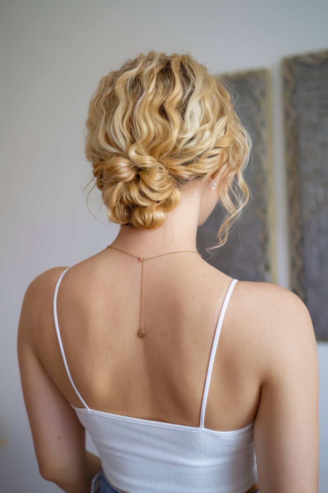 Middle Visual Idea Middle Visual Idea — Messy Low Bun 2027