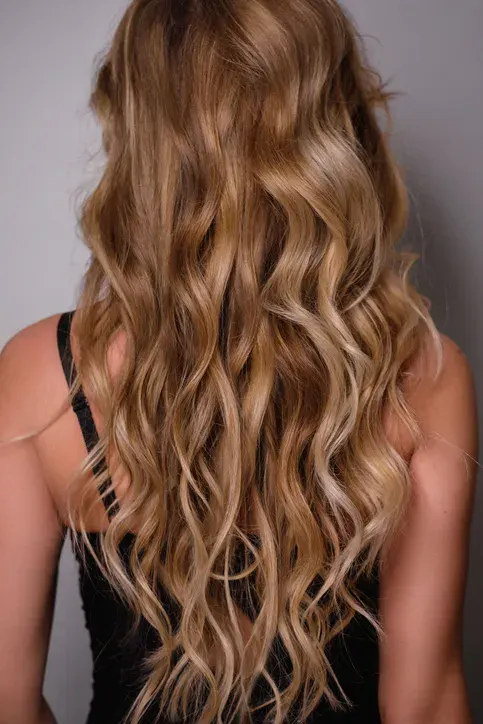 Golden Blonde Mid-Back with Lighter Blonde Highlights — Lowlights 2027
