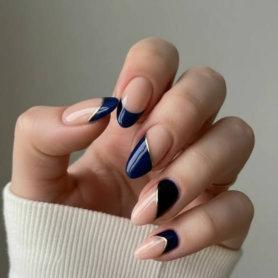Nude Navy Geometric Foil Oval Nails Nude Navy Geometric Foil Oval Nails — Short Prom Nails 2027