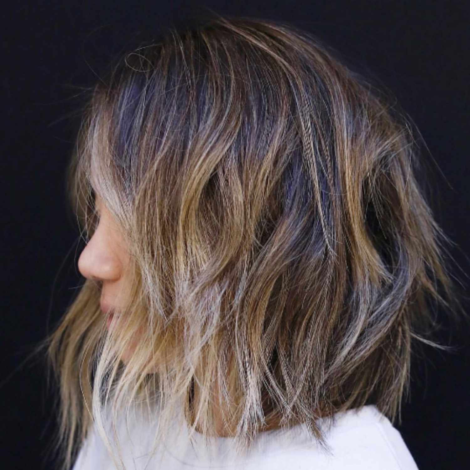 Chin Textured Bob With Blonde Balayage Chin Textured Bob With Blonde Balayage — Blonde Balayage 2027