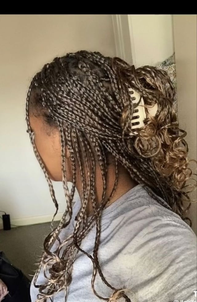 Dark Brown Braids With Wavy Ends Dark Brown Braids With Wavy Ends — Layered Knotless Braids 2027