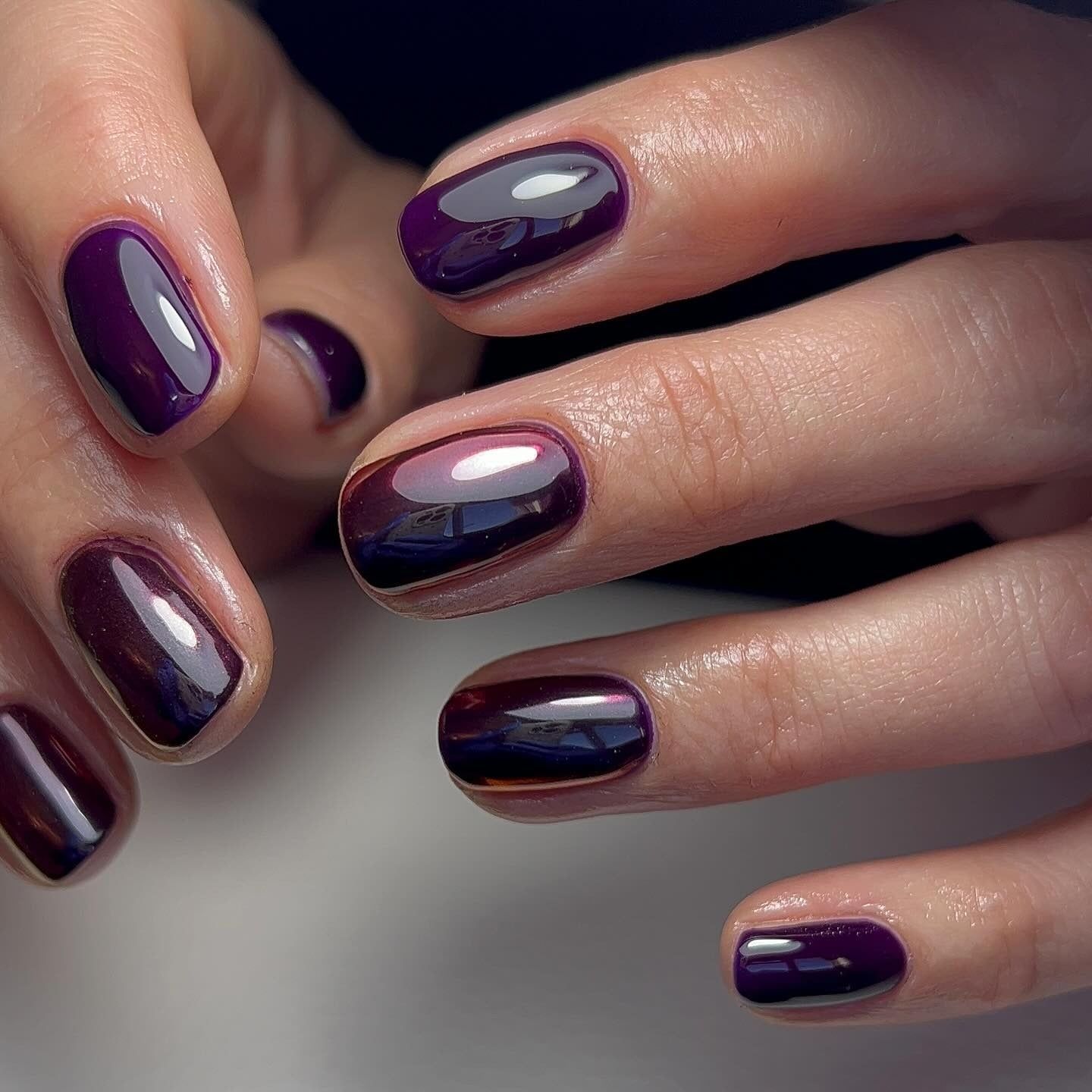 Deep Plum Chrome Short Oval Nails Deep Plum Chrome Short Oval Nails — Plum Nails 2027