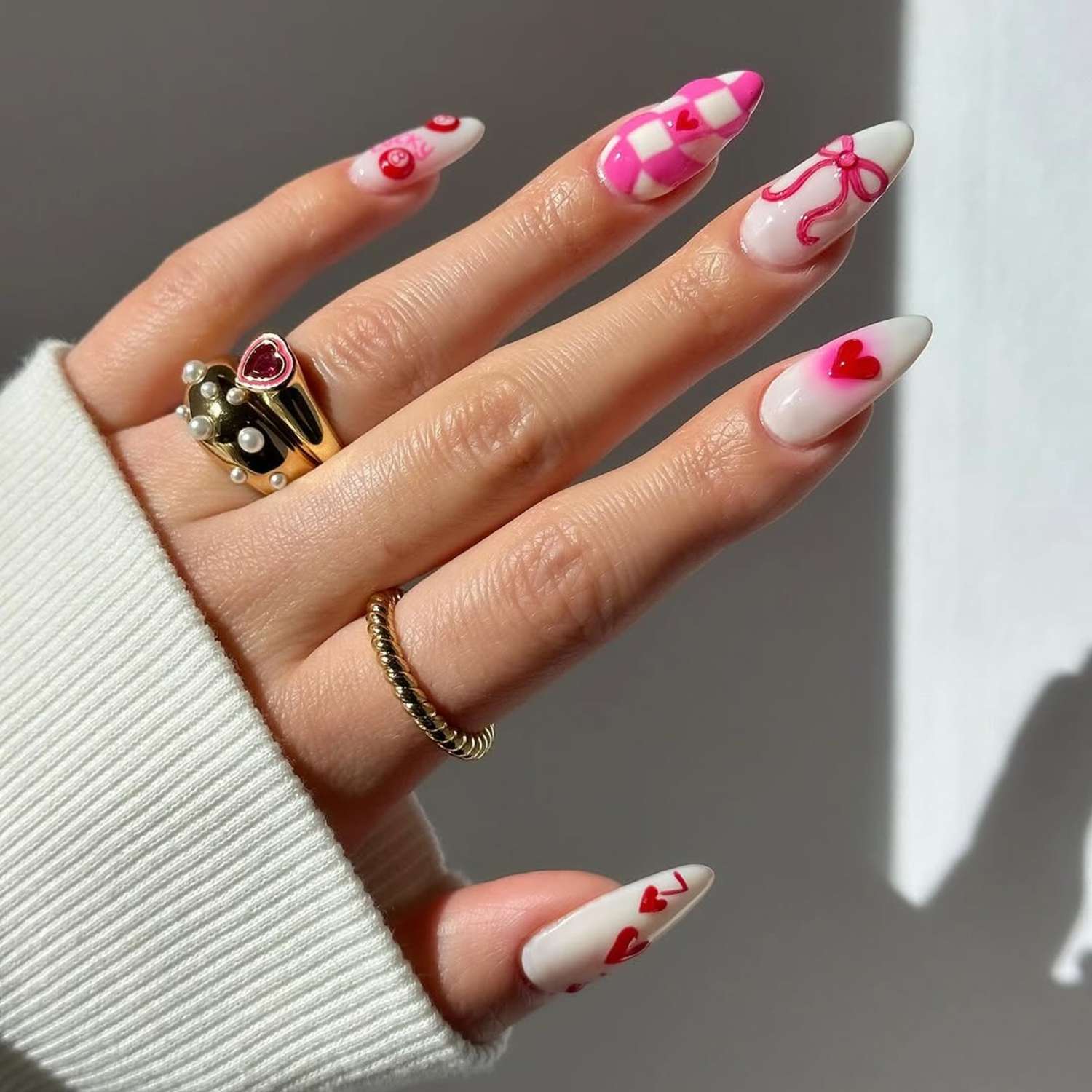 White Stiletto with Romantic Motifs White Stiletto with Romantic Motifs — Mismatched Heart Nails 2027