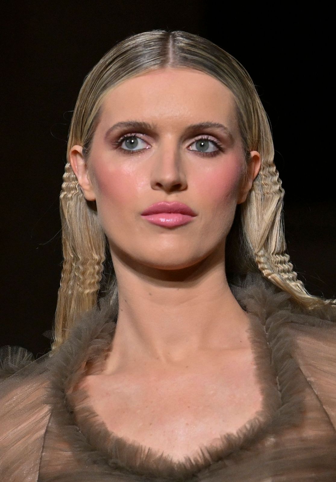 Sleek Ash Blonde Crimped Bob — Crimped Hairstyles 2027