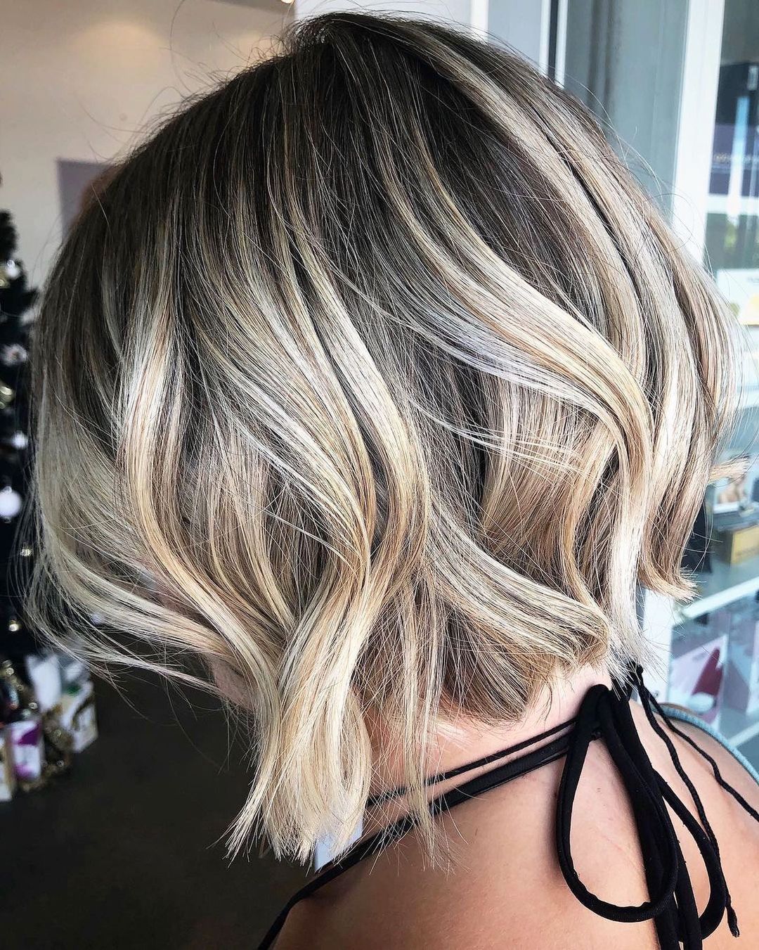 Chin Length Bob with Contrasting Roots Chin Length Bob with Contrasting Roots — Blonde Hair 2027 with Dark Roots