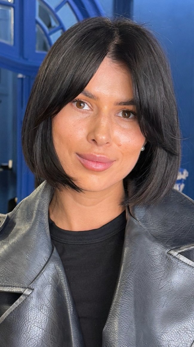 Jaw Length Bob With Full Fringe Jaw Length Bob With Full Fringe — Bob 2027 for Straight Hair