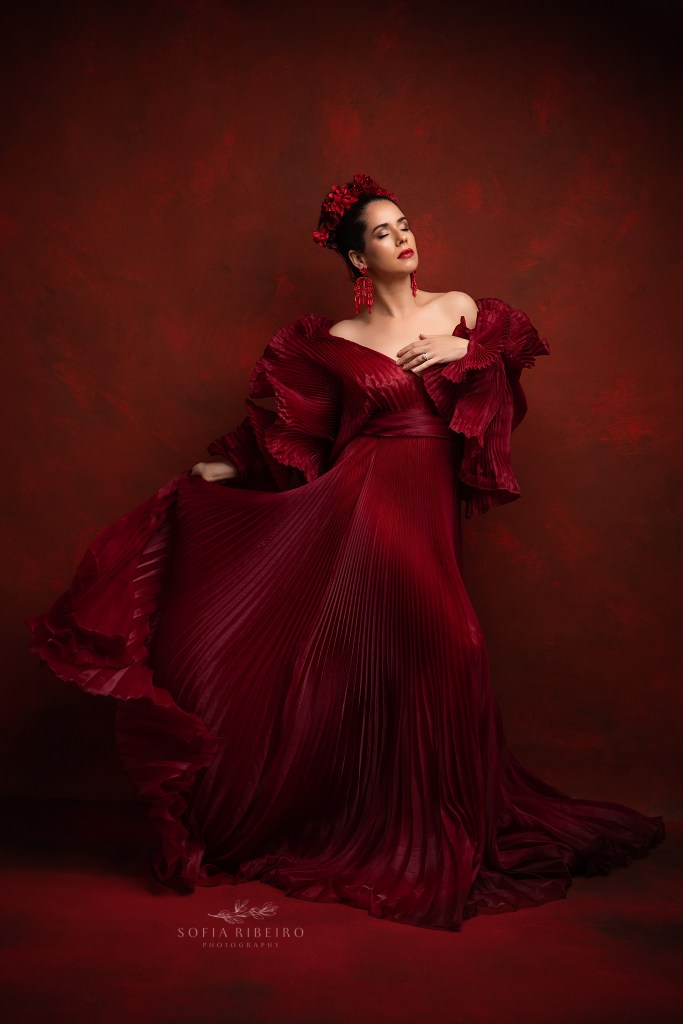 Pleated Voluminous Sleeves Outfit Idea — Birthday Photoshoot Outfits 2027