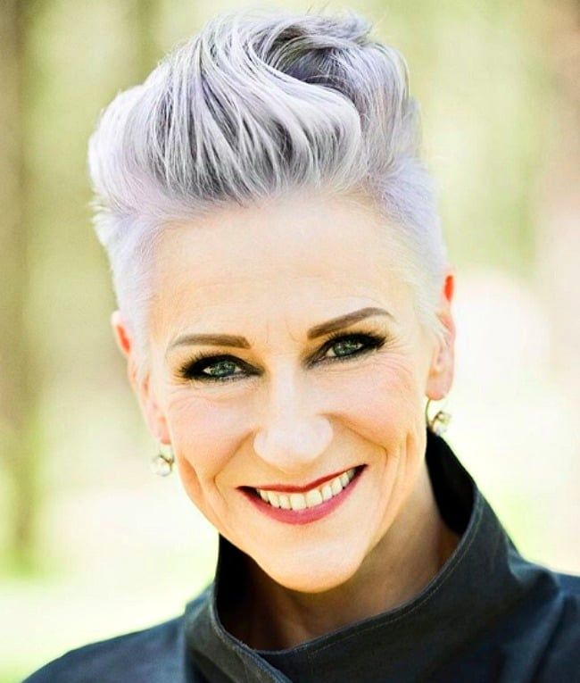 уши Visual Idea — Transitioning to Gray Hair 2027