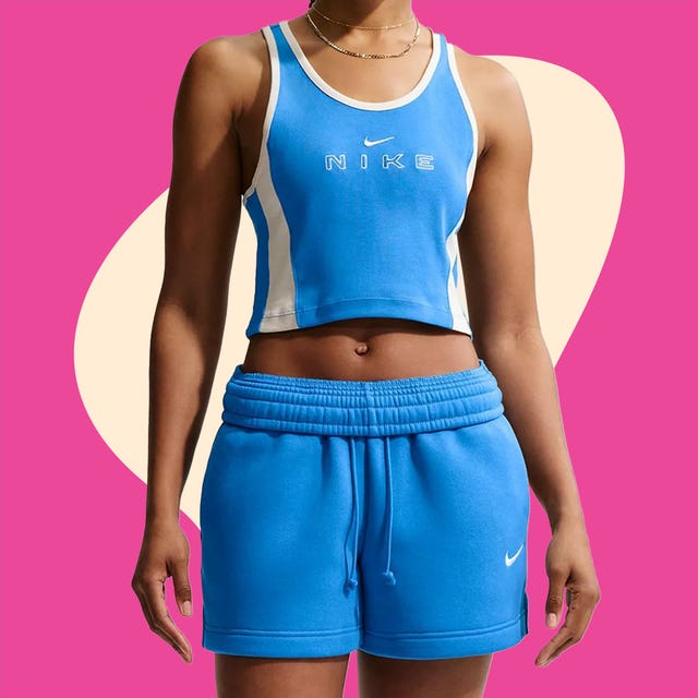 Retro Athletic Set with Gold Necklace Retro Athletic Set with Gold Necklace — Nike Outfits 2027