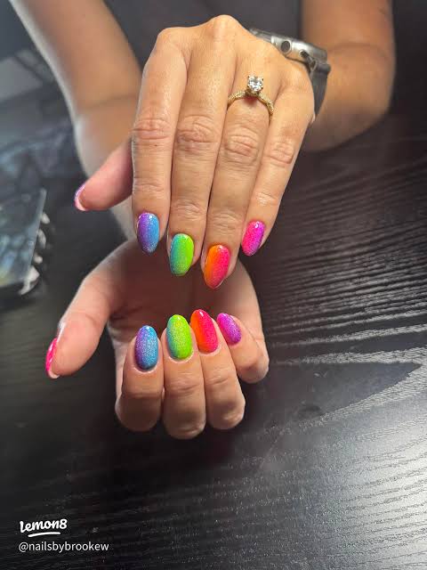 Vibrant Glitter Ombre Oval Nails Vibrant Glitter Ombre Oval Nails — Rainbow Nails 2027