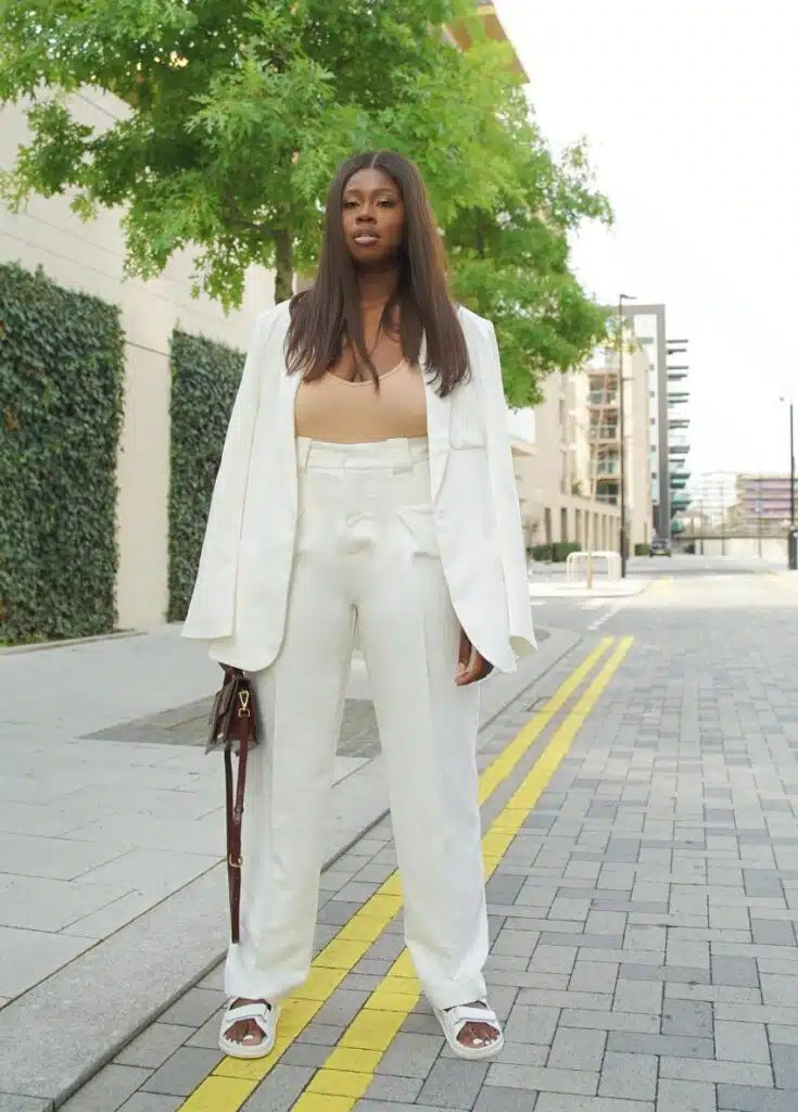 Mid-Size Style Guide for Women: Business Casual and Executive Outfit Tips | Next Level Wardrobe
