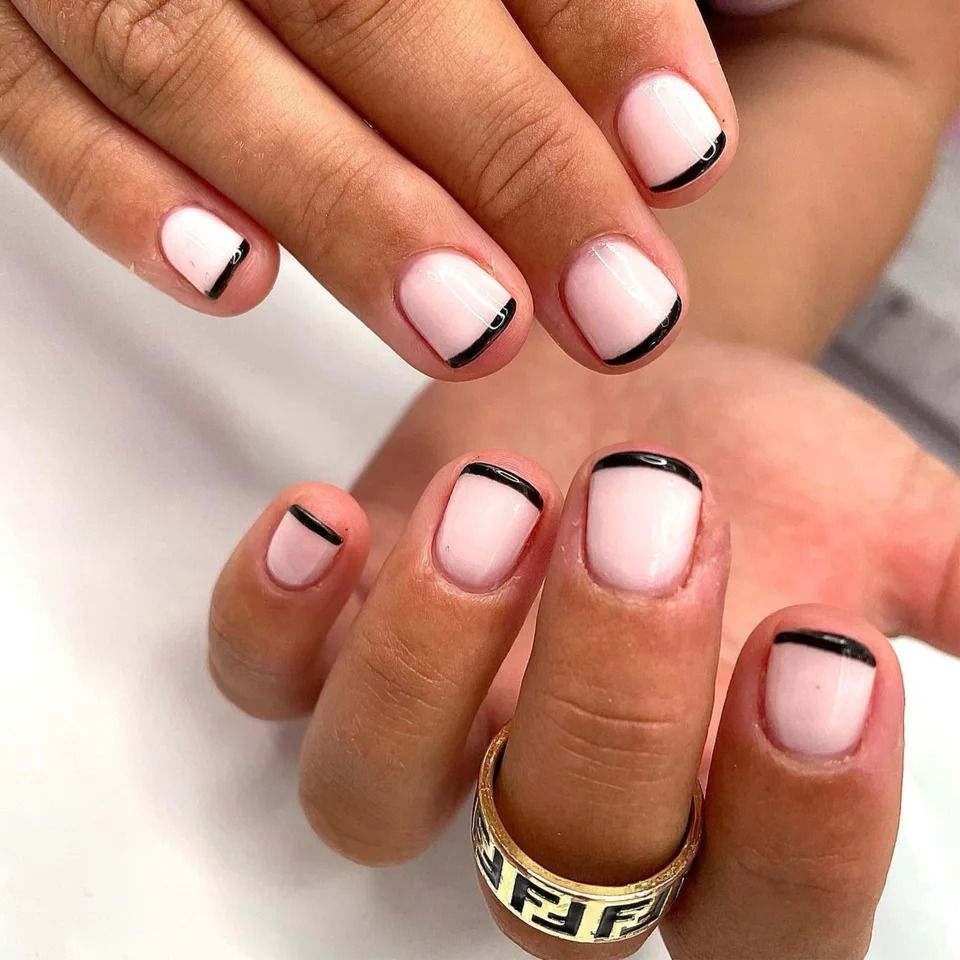 Pale Pink Base Black Lines Visual Idea Pale Pink Base Black Lines Visual Idea — Thin Line Nails 2027