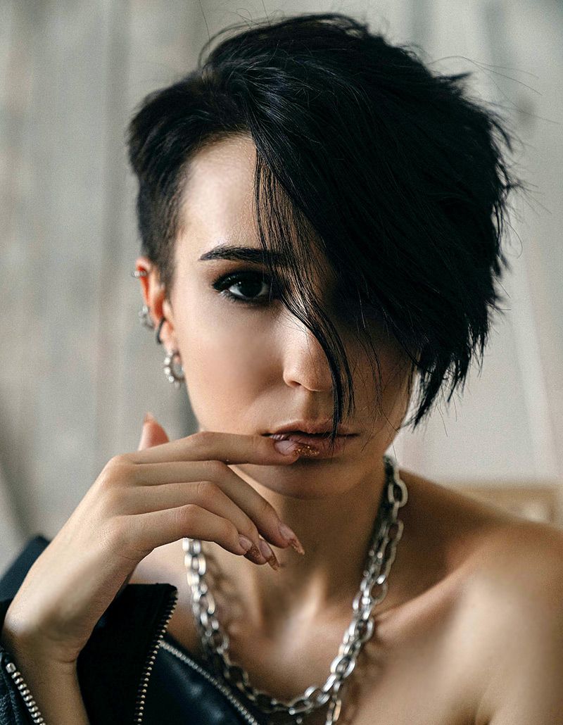 Edgy Asymmetrical Black Pixie Edgy Asymmetrical Black Pixie — Pixie Cut 2027 for Round Face