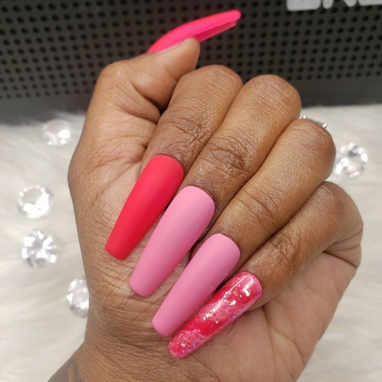Matte Glitter Visual Idea Matte Glitter Visual Idea — Valentines Press On Nails 2027