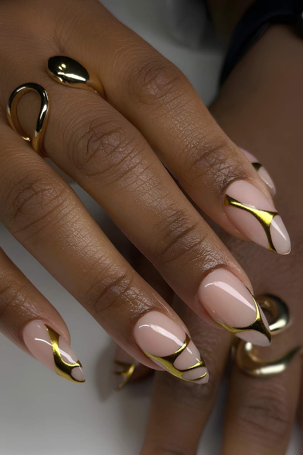 Visual Idea Visual Idea — Line Art Nails 2027