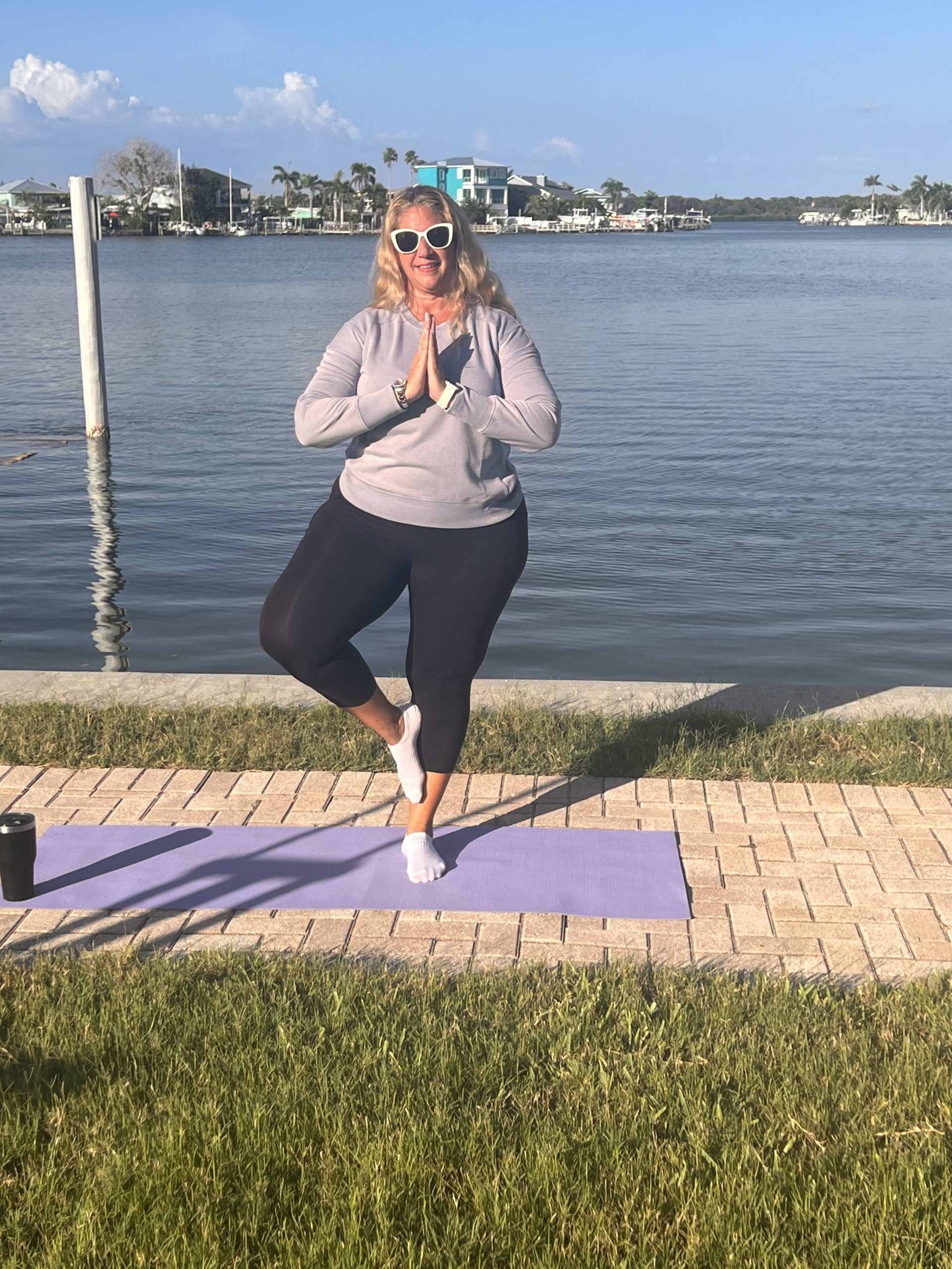 White Socks Outfit Idea White Socks Outfit Idea — Yoga Outfits 2027