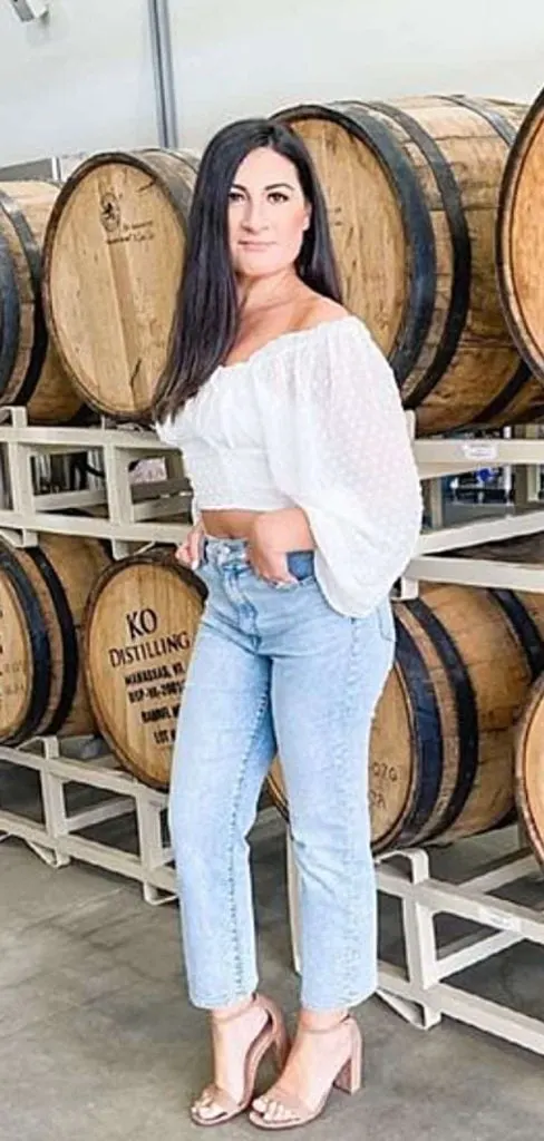 Textured Off-the-Shoulder Top and Straight Jeans Textured Off-the-Shoulder Top and Straight Jeans — Brewery Outfits 2027