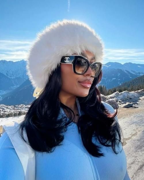Dark Brown With Subtle Highlights Visual Idea Dark Brown With Subtle Highlights Visual Idea — Ski Hairstyles 2027