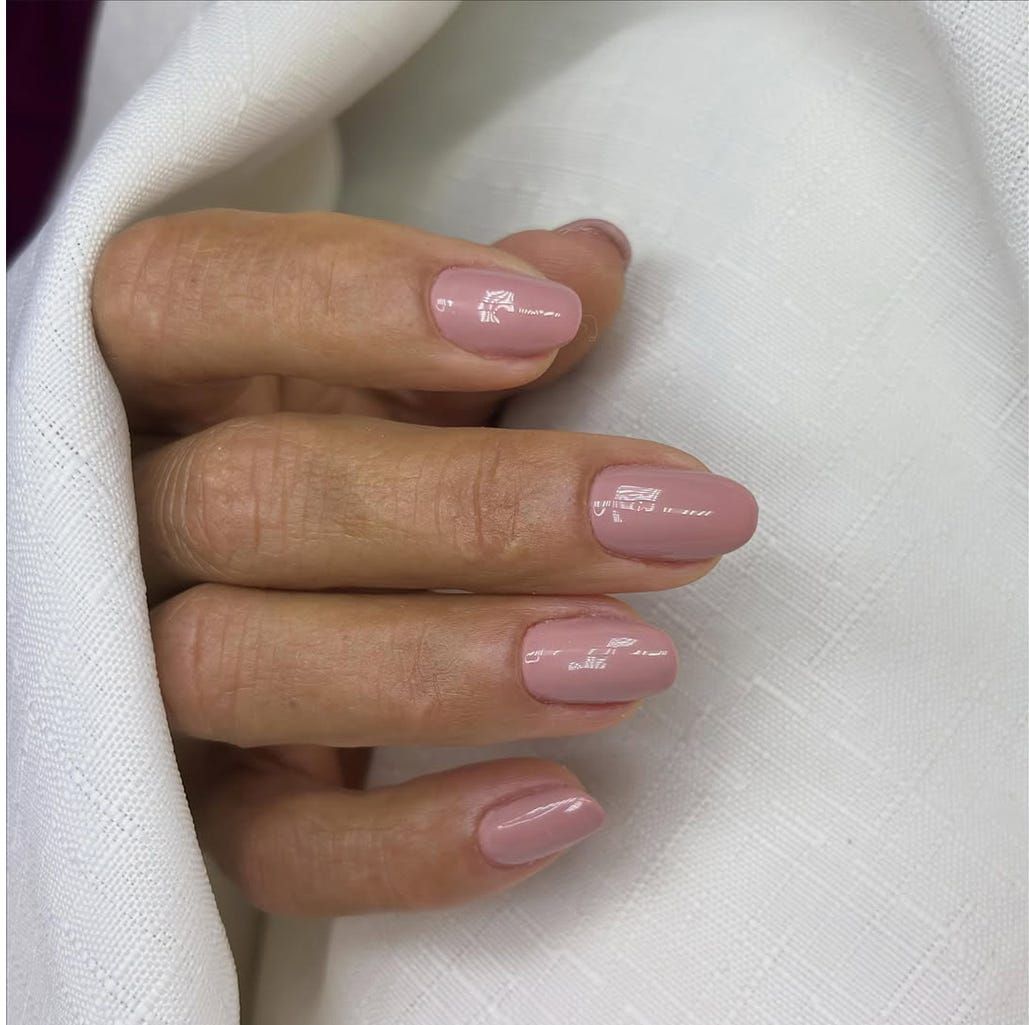 Dusty Pink Oval Everyday Nails Dusty Pink Oval Everyday Nails — Mauve Nails 2027