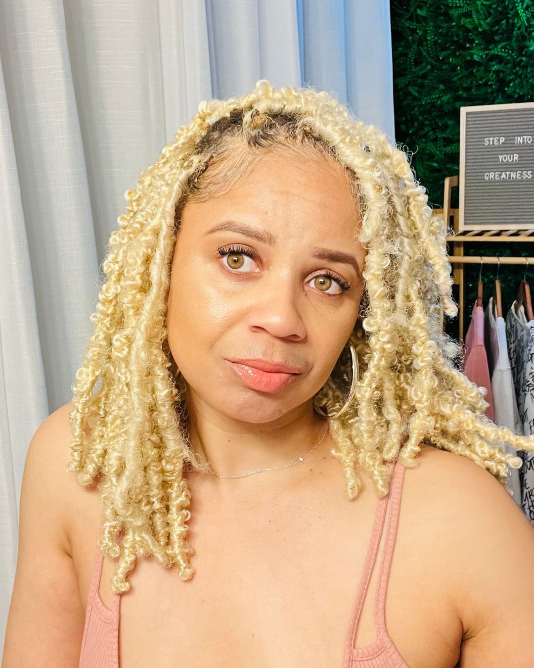 Shoulder Length Visual Idea Shoulder Length Visual Idea — Distressed Locs 2027