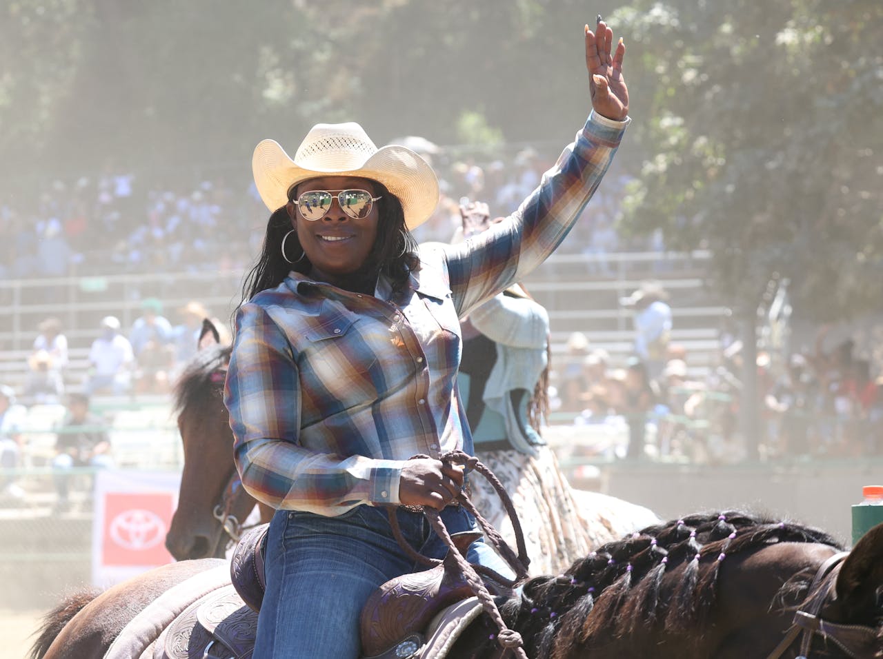 Classic Plaid Shirt and Jeans with Aviators Classic Plaid Shirt and Jeans with Aviators — Rodeo Outfits 2027