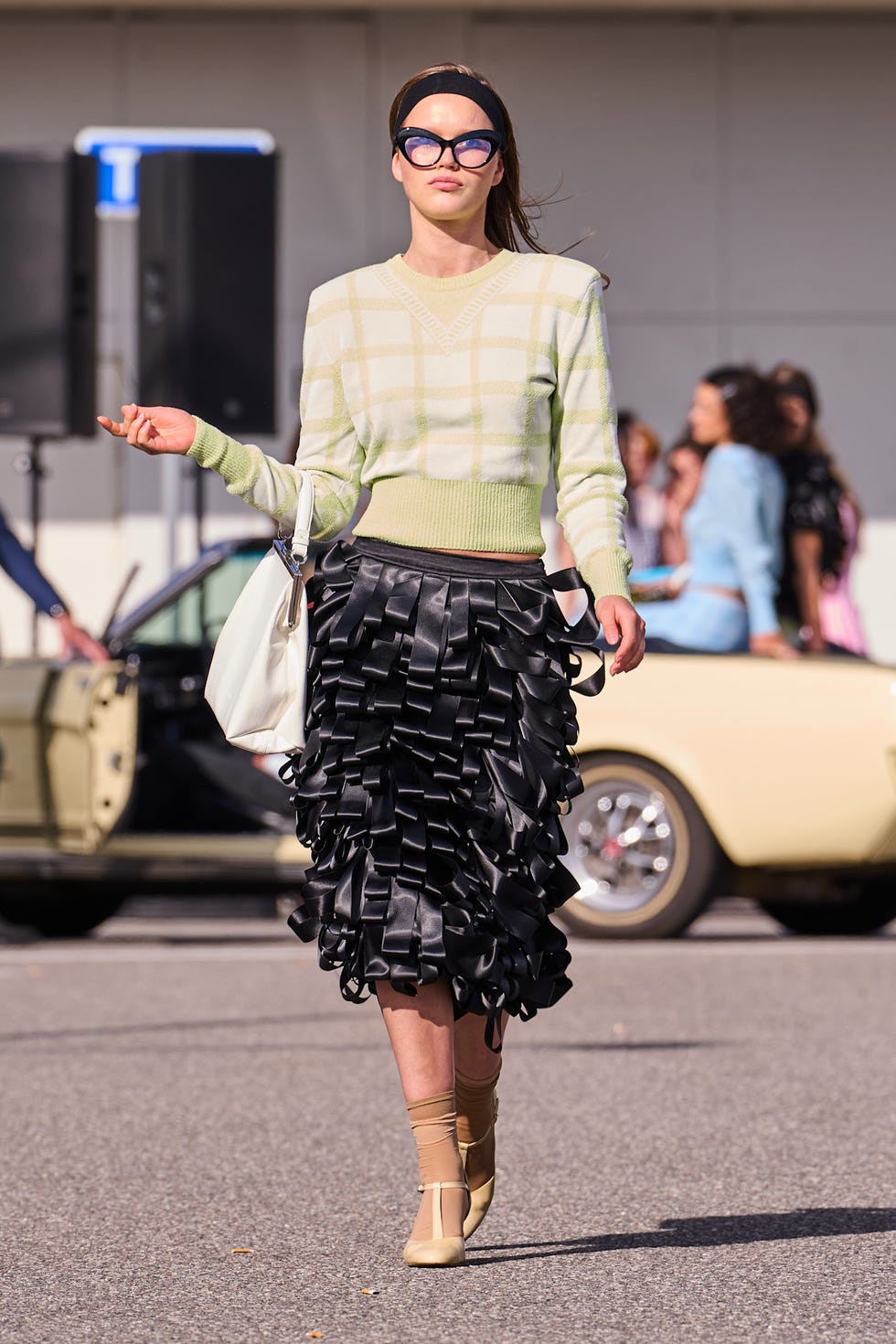 Plaid V-Neck Sweater with Black Ruffled Midi Skirt Plaid V-Neck Sweater with Black Ruffled Midi Skirt — Scandinavian Outfits 2027