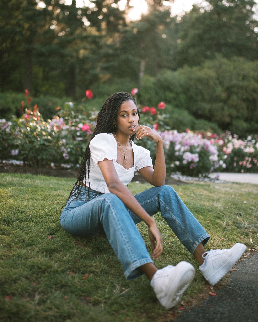 Puff Sleeve Crop Top with Straight Leg Jeans Puff Sleeve Crop Top with Straight Leg Jeans — Summer Photoshoot Outfits 2027