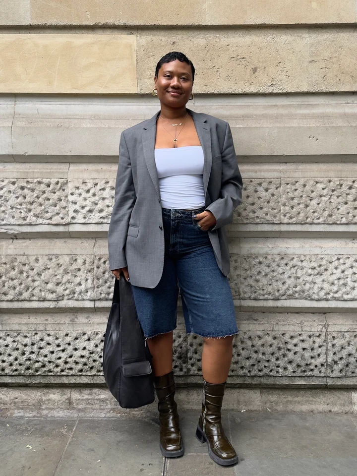 Street Style Dark Blue Jorts with Oversized Blazer Street Style Dark Blue Jorts with Oversized Blazer — Jorts Outfits 2027