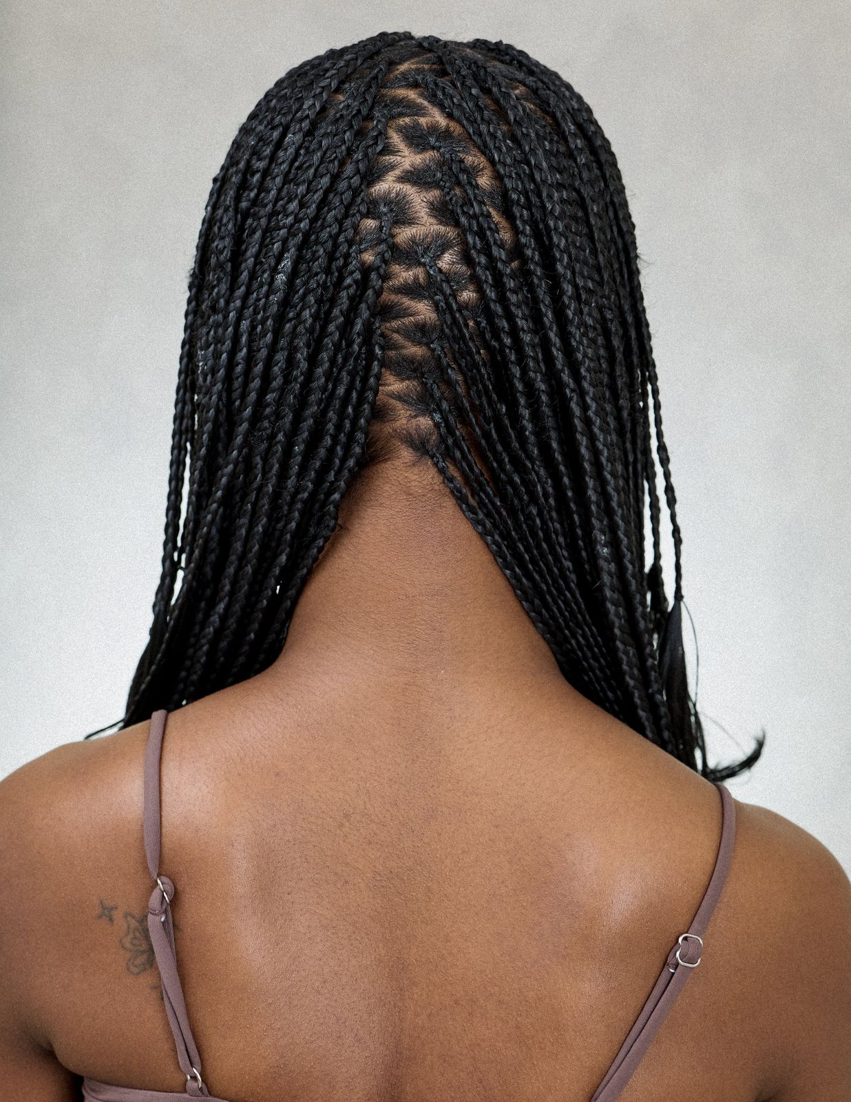 Sleek Box Braids with Geometric Parting Sleek Box Braids with Geometric Parting — Bora Bora Braids 2027
