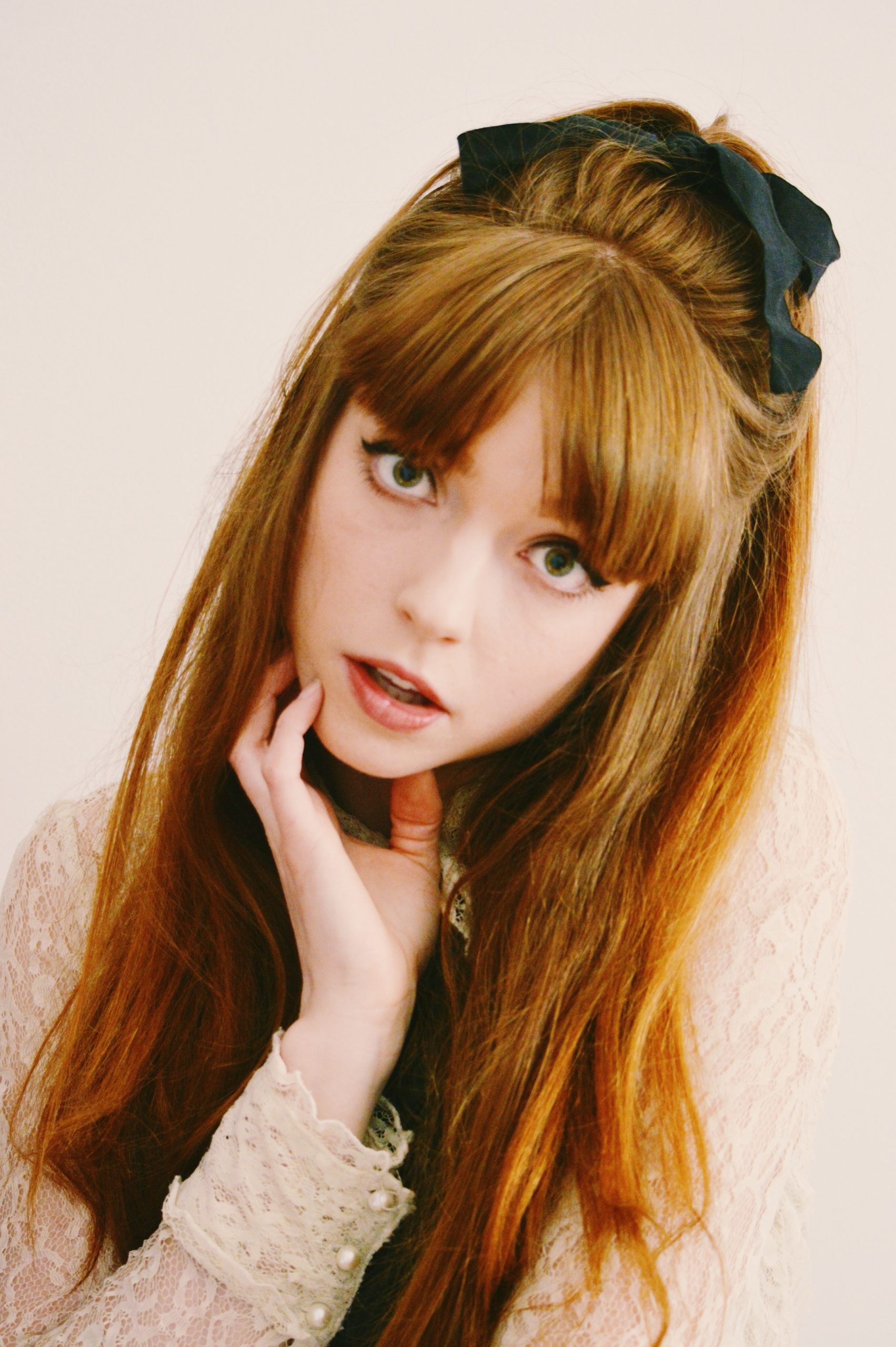Auburn Hair With Blunt Bangs Auburn Hair With Blunt Bangs — Bardot Bangs 2027