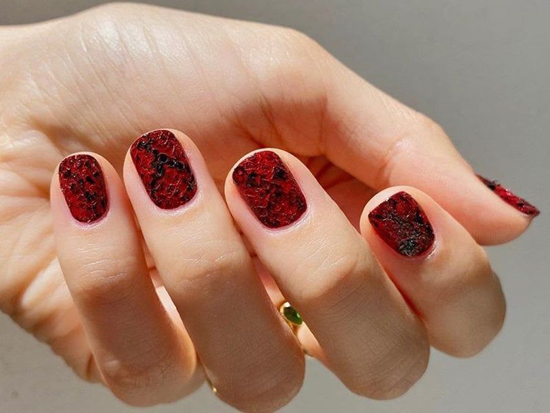 Visual Idea Visual Idea — Snake Print Nails 2027