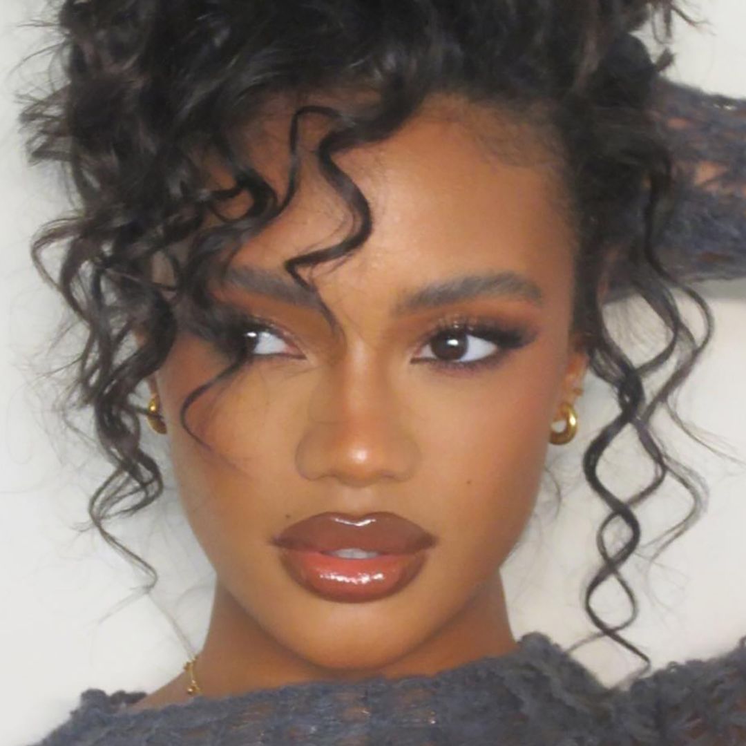 Shoulder Layered Cut With Balayage Shoulder Layered Cut With Balayage — Curly Haircuts 2027