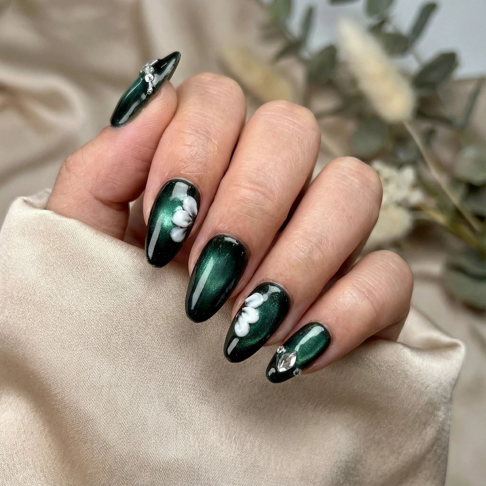 Emerald Cat-Eye Petal Embellishments Emerald Cat-Eye Petal Embellishments — Painted Petal Nails 2027